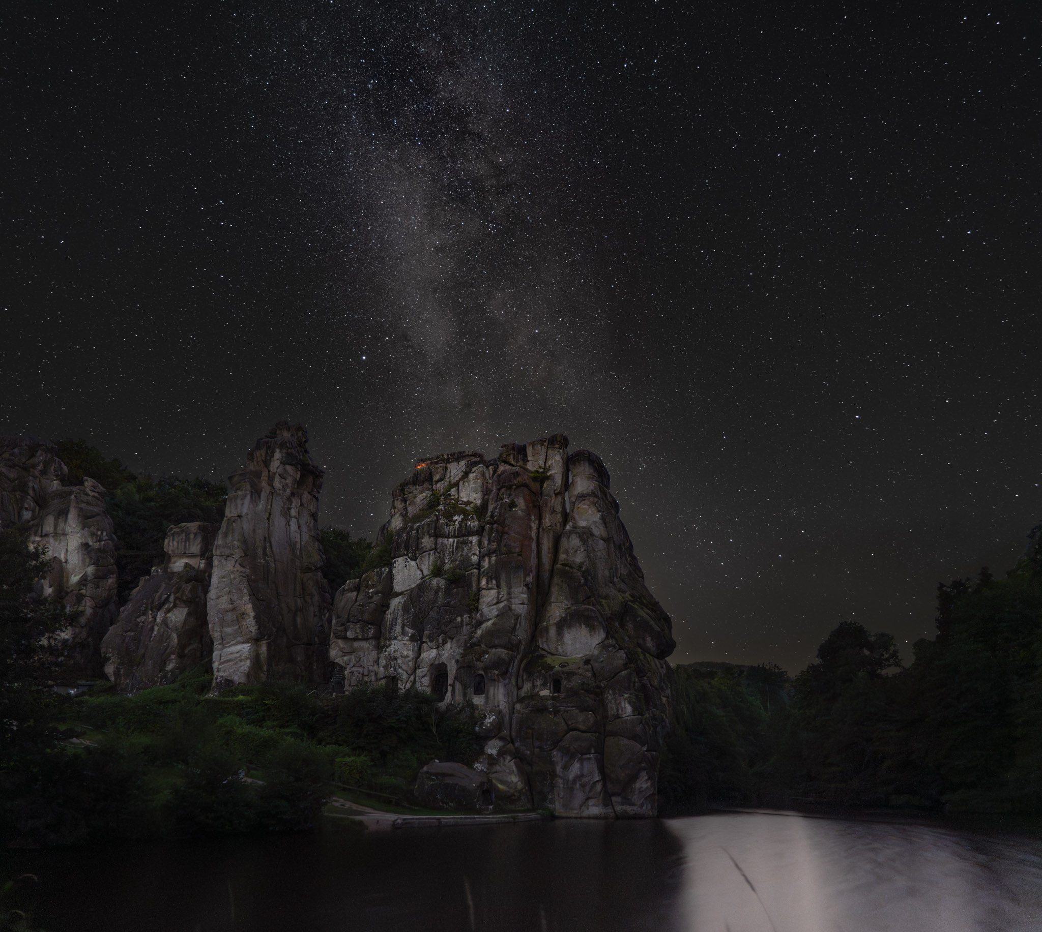 Externsteine unter der Milchstraße